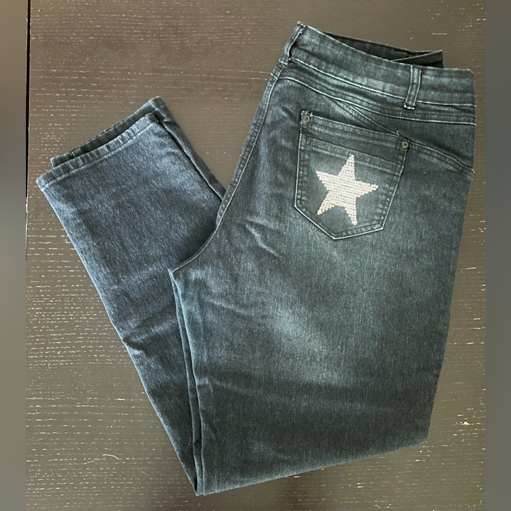 Women's Skinny Jeans with Star Detail